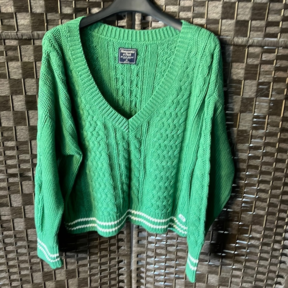 Pristine condition Abercrombie & Fitch V-neck sweater